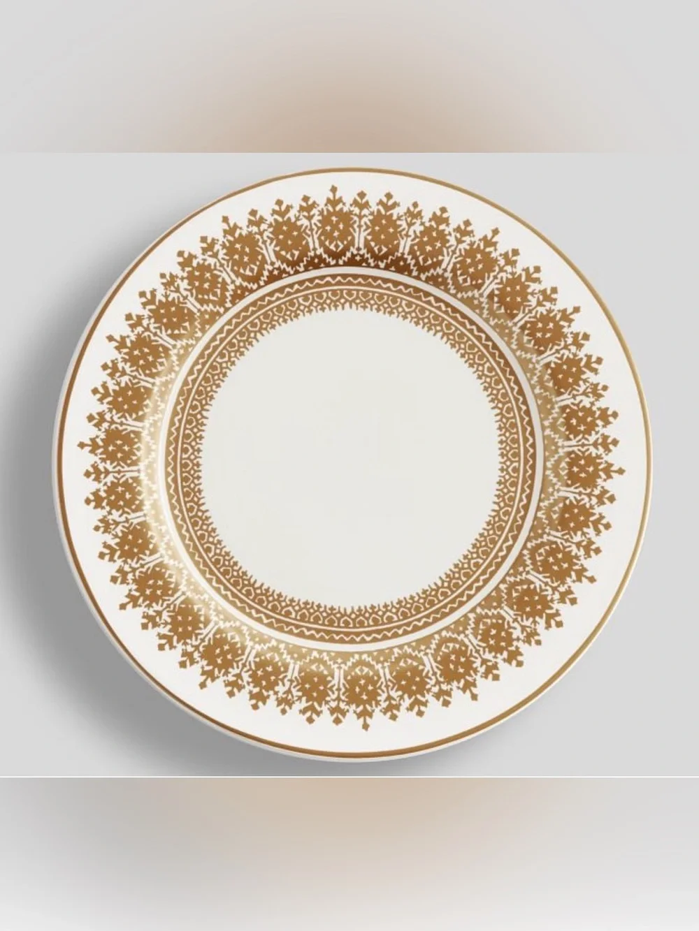 Pottery Barn Diya Dinner Plates - Set of 4